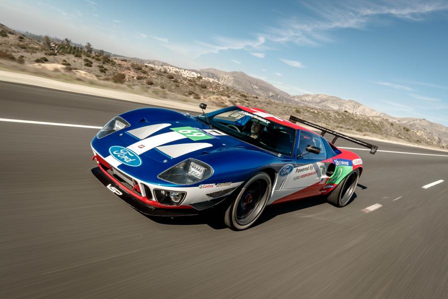 Ford GT40 Future by Superformance 2018 года  (фото 22 из 42)